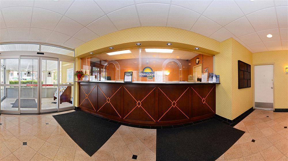 Days Inn By Wyndham Silver Spring Exteriér fotografie