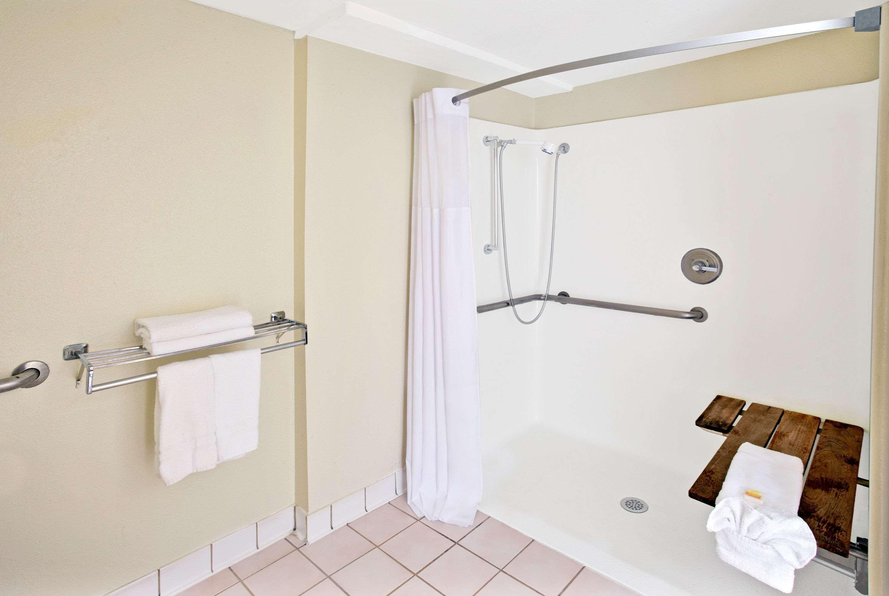 Days Inn By Wyndham Silver Spring Exteriér fotografie