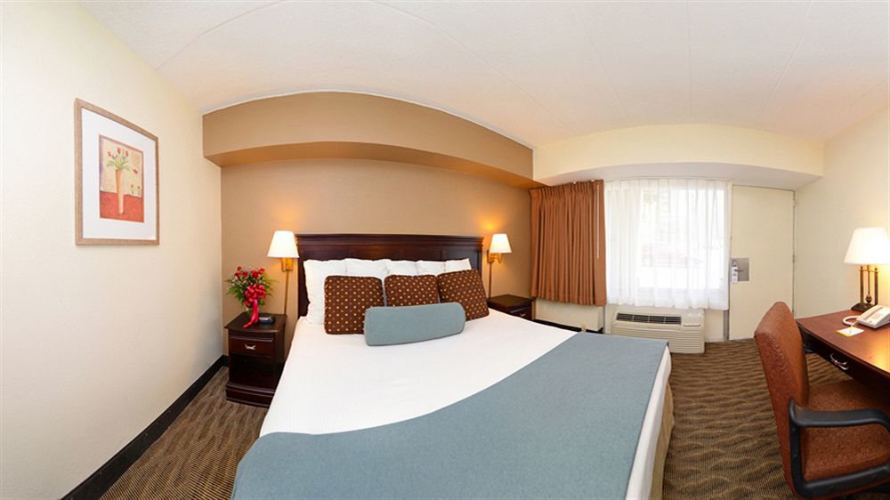 Days Inn By Wyndham Silver Spring Exteriér fotografie